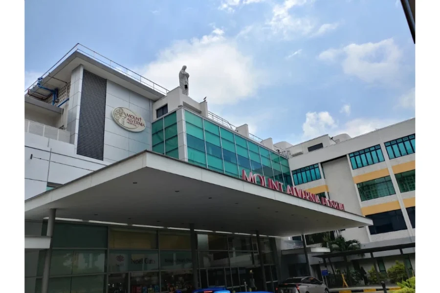 Bangunan Luar Mount Alvernia Hospital