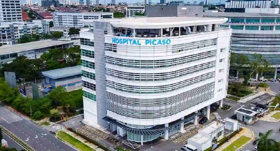Tampak Bangunan Luar Hospital Picaso