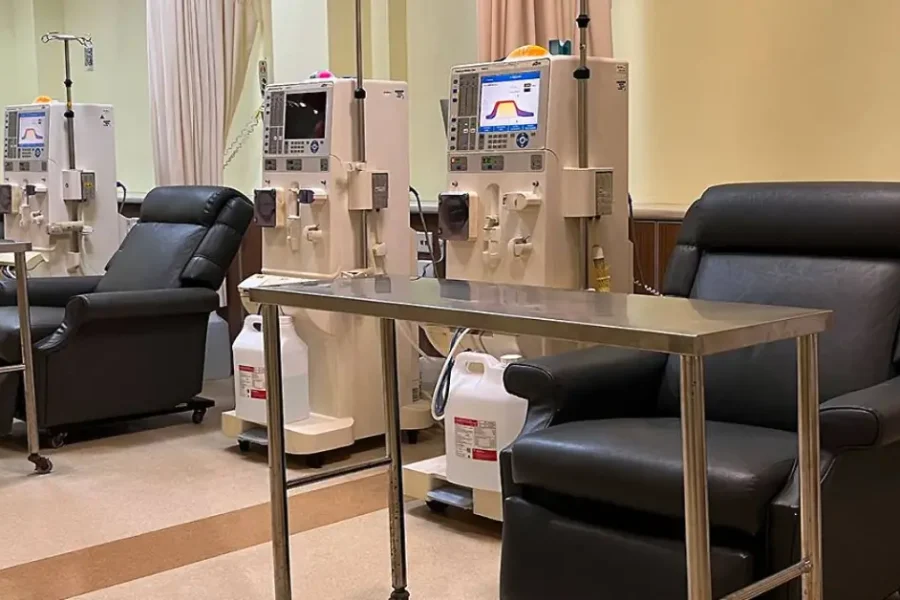 Ruang Dialisis di Assunta Hospital