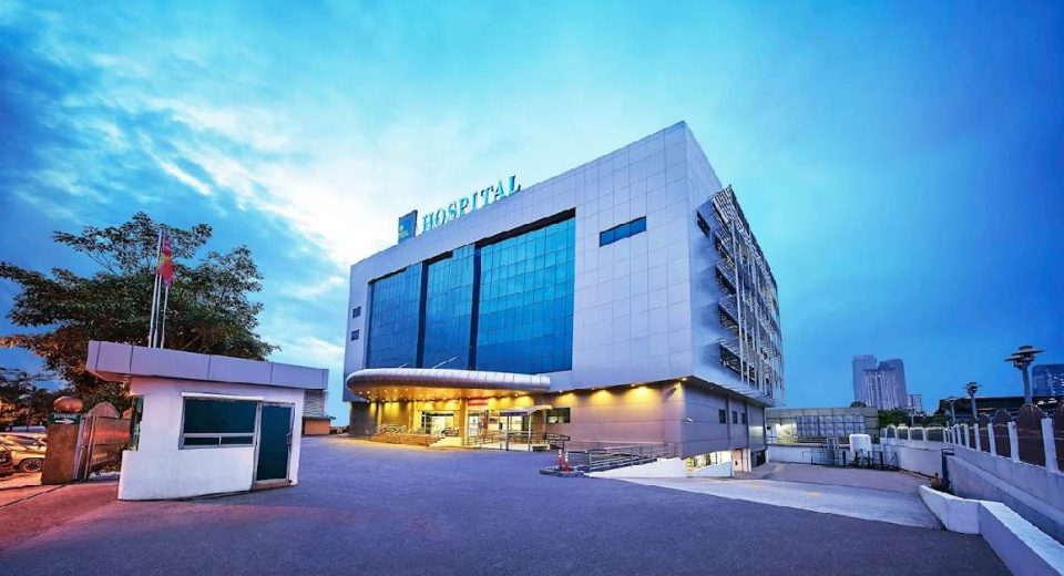 Tampak Luar Beacon Hospital