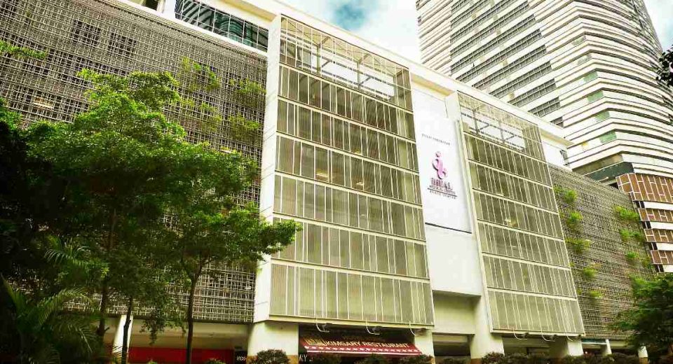 Tampak Luar iHEAL Medical Centre