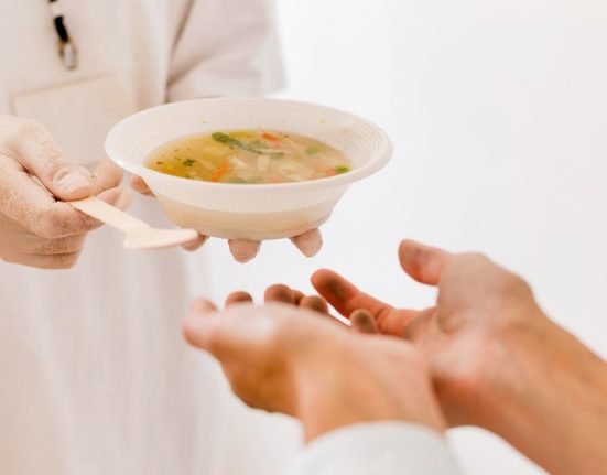 Ini Jenis Makanan Setelah Kolonoskopi yang Aman Dikonsumsi