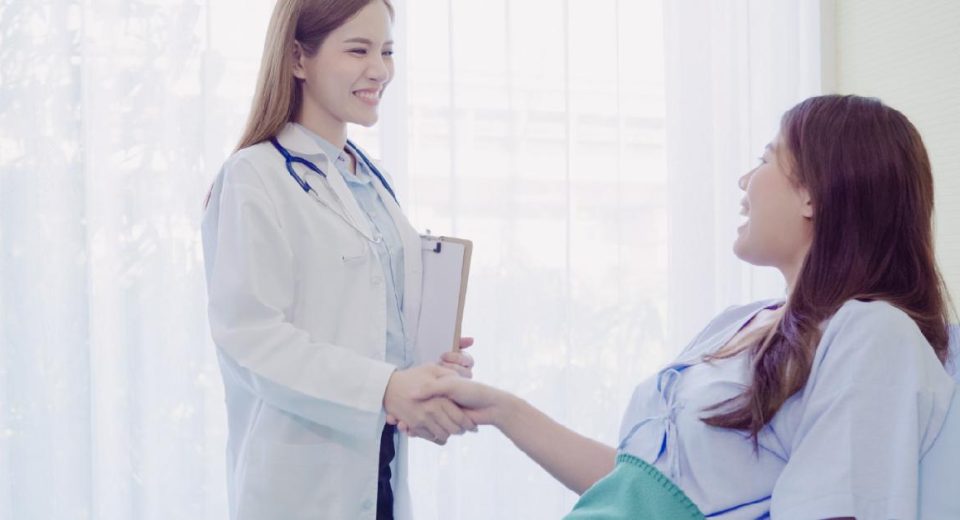 Panduan Mencari Dokter Spesialis Obstetri dan Ginekologi (Obgyn) yang Tepat