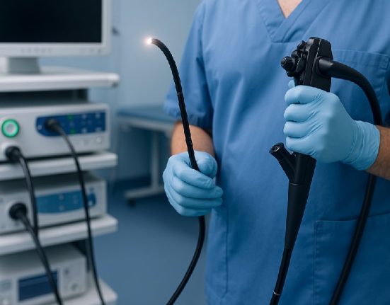 Pilih Kolonoskopi untuk Second Opinion, Ini Cerita Pak Joseph Hadapi Diagnosis Kanker Kolorektal