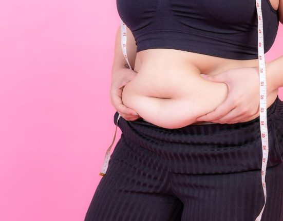 Kenali Perbedaan Liposuction dan CoolSculpting untuk Hilangkan Lemak Tubuh