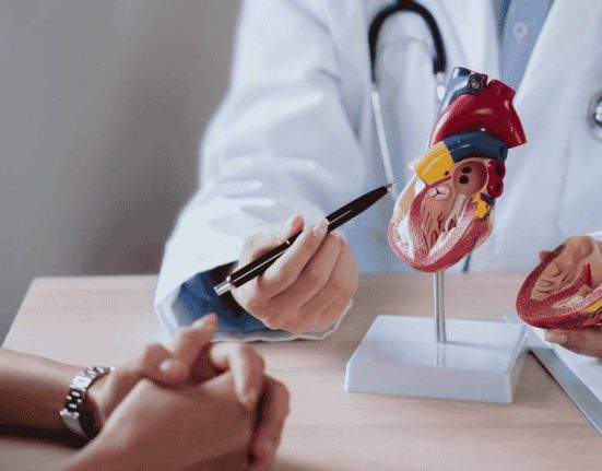 Dokter Spesialis Jantung Rekanan HSBC Life di Mount Elizabeth Hospital Singapura