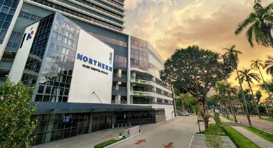 Penampakkan Luar Northern Heart Hospital di Penang