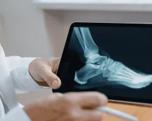 Dokter Ortopedi Rekanan AIA di Gleneagles Medical Centre Singapura